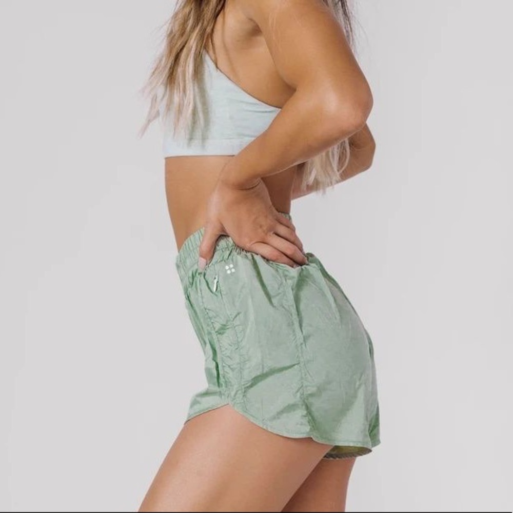 ACTA Sage High Waisted Shorts